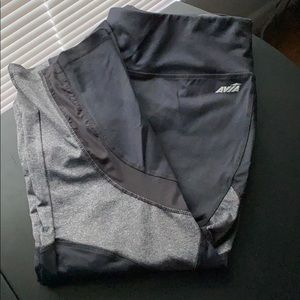 Avia Colorblock Capri Leggings